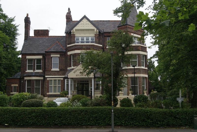Main Image